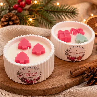Bougie artisanale dans pot blanc artisanal